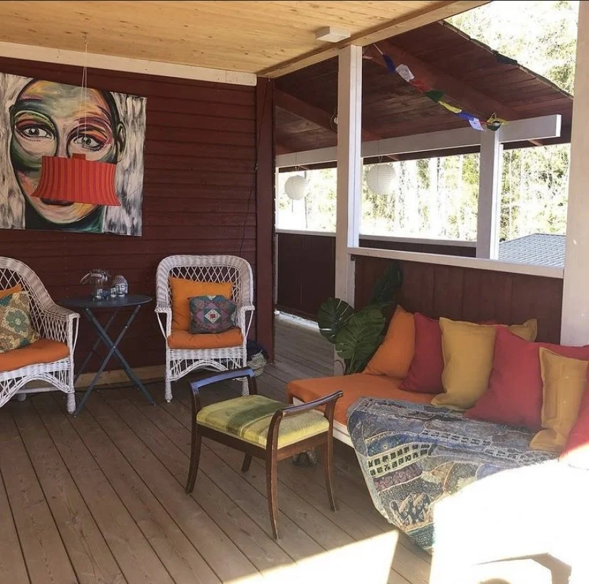 Café balcony